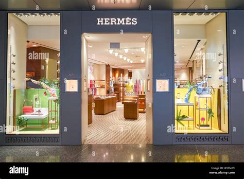 hermes store hamad airport